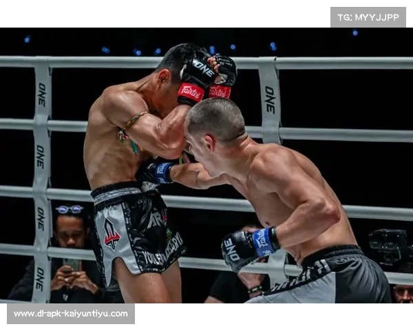 ONE周五格斗夜123主赛德杜安莱克通过分歧判定胜利终结三连败